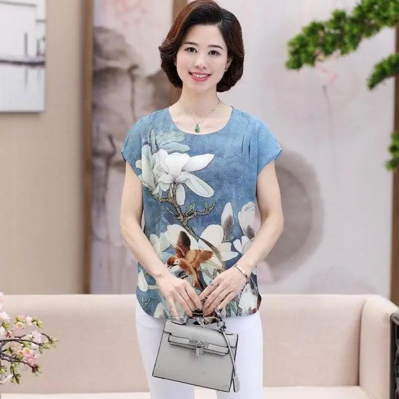 

Woman Summer Plus Size Hedging Loose Silk Tops Female Oversized Batwing Sleeve Tees Women Thin 10% Silk Shirts Lady Fold Blouse