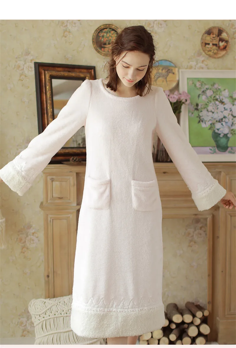 NIGHTGOWN (11)