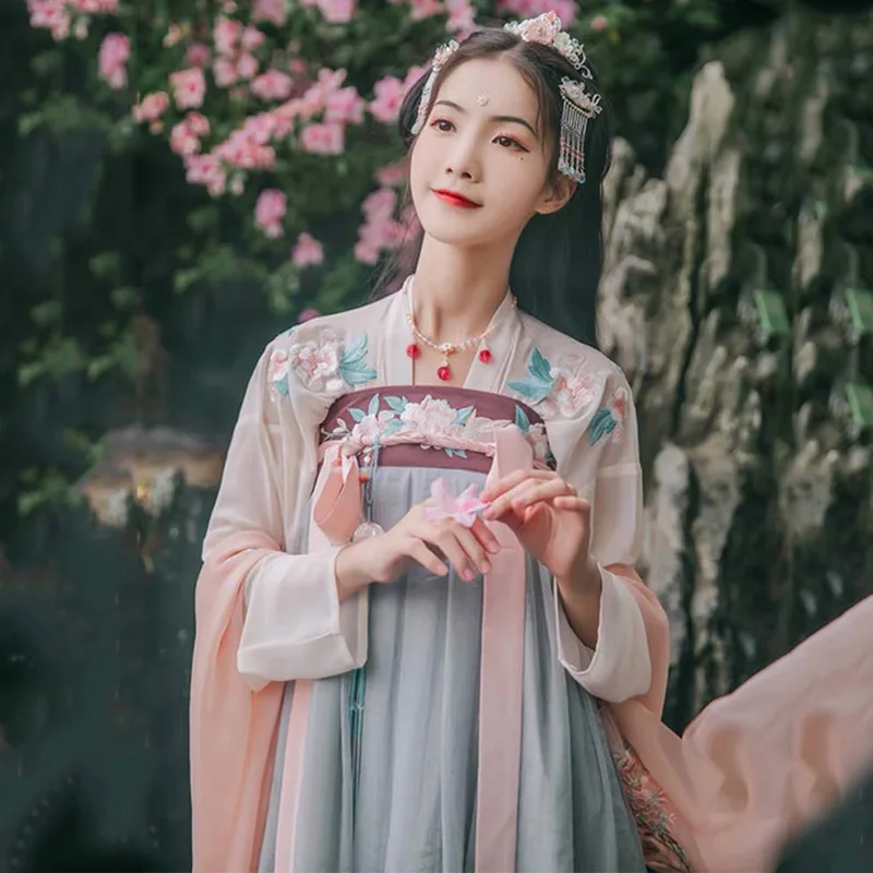 

Women Hanfu Traditional Dance Costume Folk Festival Outfit Han Dynasty Performance Clothing Oriental Stage Dance Wear DC2353