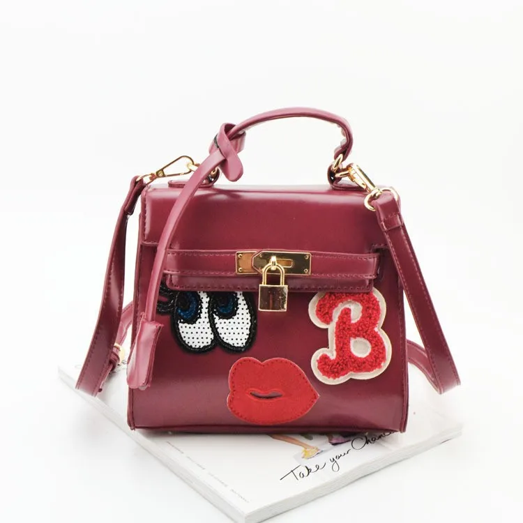 2116843347_1431176870