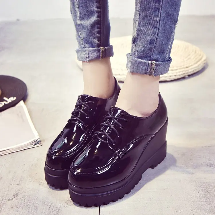 En angleterre Petites Nouvelle Épaisses Femmes Sauvages Semelles Cuir Rétro Ronde Chaussures De À Printemps Rouge Noir Tête Verni vin xBz8Ywqc