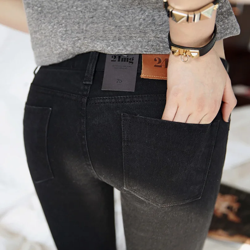 Women jeans In the spring 2017 Black Stretch Jeans new female Korean stretch slim jeans pants feet