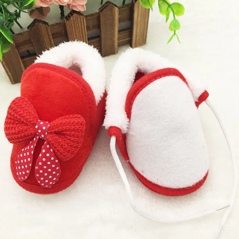 Зимние теплые для детей обувь для девочек с бантом Розовый и красный цвет меха носочки с изображением снежной принцессы мягкая детская кроватка, туфли, ползунки; на возраст от 0 до 18 месяцев