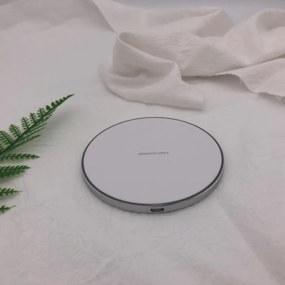 

AYJ Qi Wireless Fast Charger For iPhone X 8 plus For Samsung s9 Note8 S8 S7 S6 Edge Phone Desktop Wireless Charger