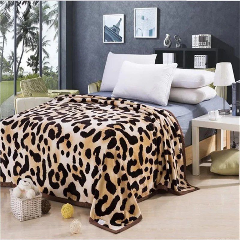 

New process leopard-print coral cover blanket/winter blanket/adult children's blanket size 200 * 230cm free shipping