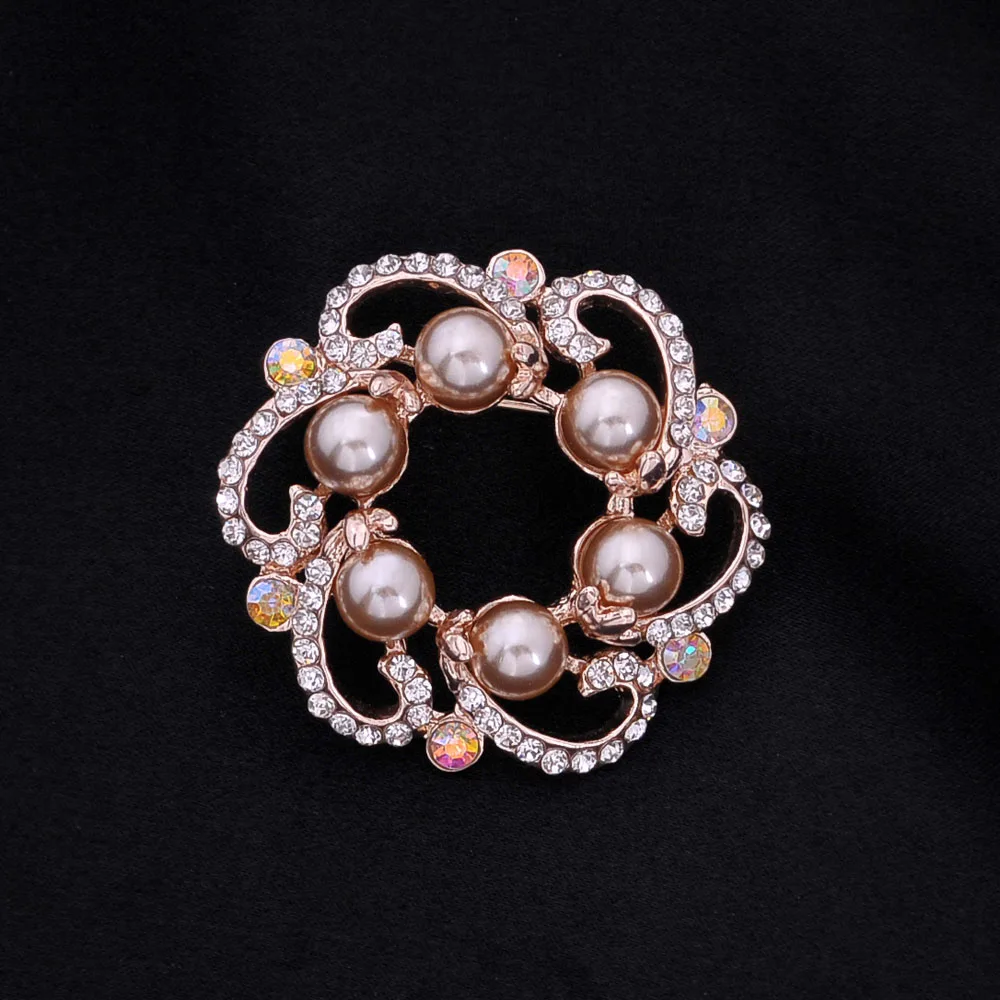 

Crazy Feng Luxury Big Simulated-Pearl Ball Broaches For Women Wedding Payt Jewelry Clear Crystal Flower Laple Pins Bijoux Gift