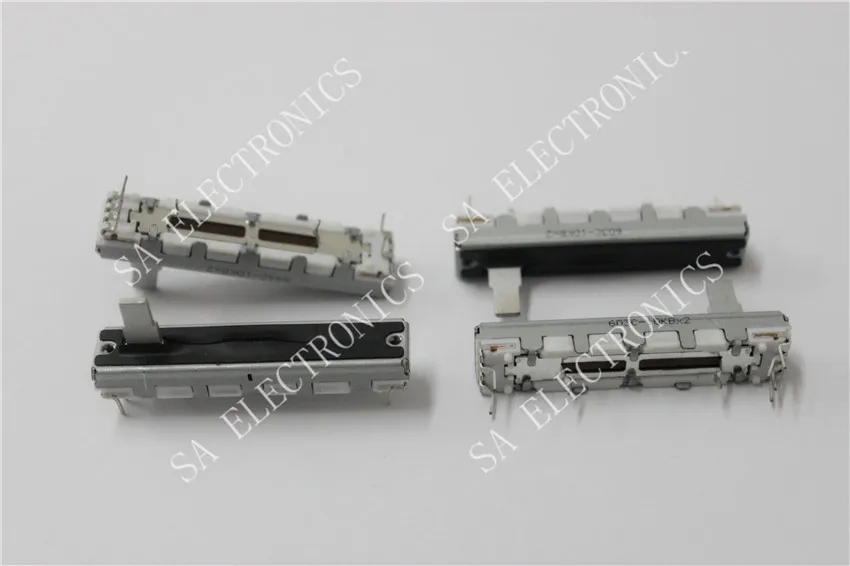 

[BELLA]Japanese ALPS 4.5 cm double sliding straight push potentiometer B10K--10PCS/LOT