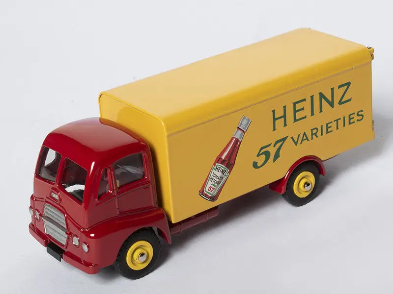 Литая машинка модель 1:43 Atlas Dinky SUPERTOYS 920 грузовик вездеход 57 разновидностей пивная