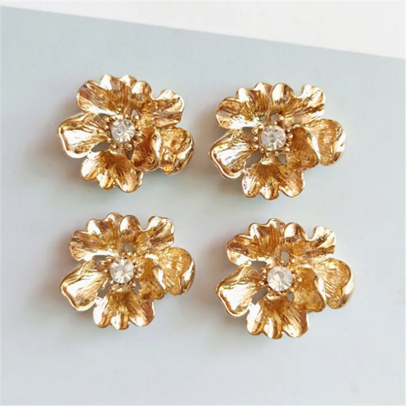 

50pcs 20*22mm Gold Color Leaf Flower Charm Crystal Flower Pendant for DIY Handmade Wedding Jewelry Making wholesale