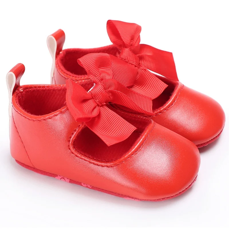 

Bright Leather Baby Moccasins Girl Crib Shoes Soft Sole Baby First Walkers Party Shoes Girl Scarpe Neonata Sapatinhos Bebe Shoes
