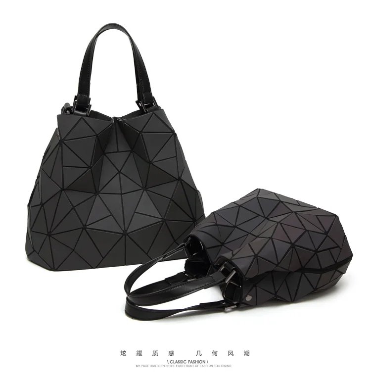 2017 Bao Bao bag Women Luminous sac baobao Bag Diamond Tote Geometry Quilted Shoulder Bags Laser Plain Folding Handbags bolso (22)