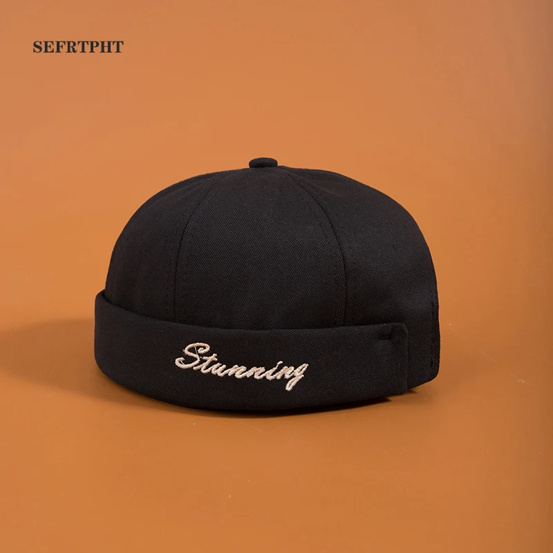 

Mens Adjustable Brimless Hat Women Vogue Retro Skullcap Docker Sailor Cap Biker Cap Beanie Retro Embroidery Unisex 2019 New
