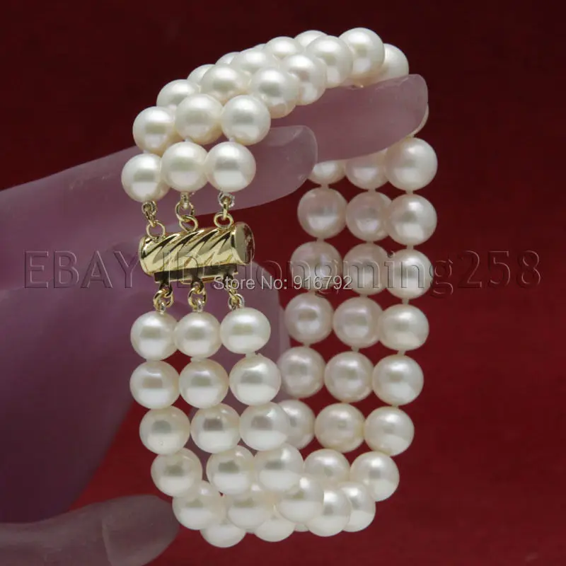 

free P&P >> Beautiful 3 rows AAA+ 8-9mm white Freshwater cultured pearls bracelets 7.5
