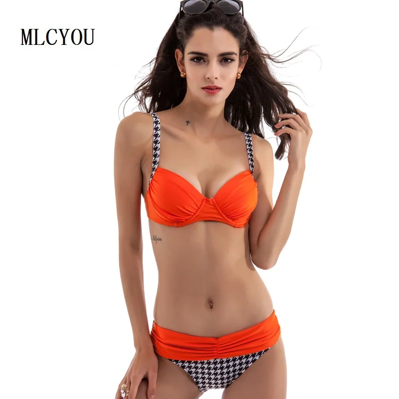 europa solido 2017 halter plus fino a due pezzi costume da bagno sexy ferretto bikinis swimwear