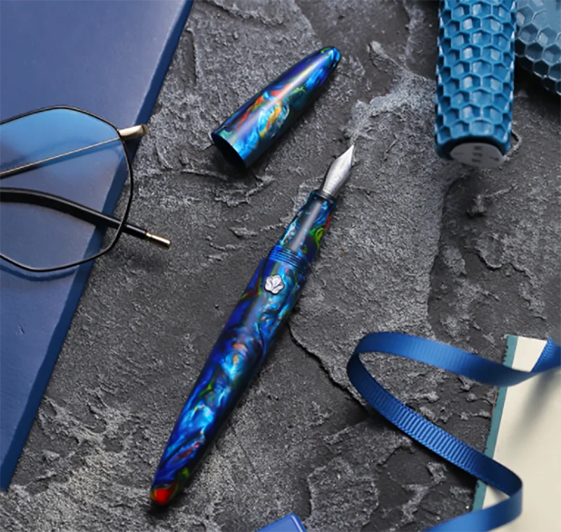LIY-Live-In-You-FUTURE-Series-Awesome-Resin-Fountain-Pen-Purple-Provence-Gradient-EF-F-Nib(1)