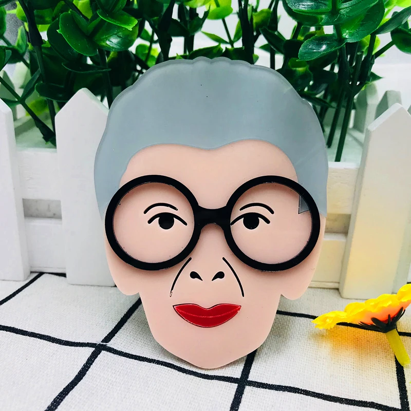SexeMara-Large-Ladies-Acrylic-Brooch-For-Women-Girls-Big-Resin-Cartoon-Grandma-s-Head-Handmade-Funny (1)