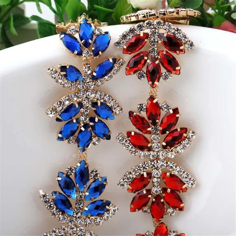 

1Yard/Lot DIY Bling Beautiful Flower Sew On Claw Crystal Rhinestones Chain Wedding Clothing Garment Hand Craft Art Decoration