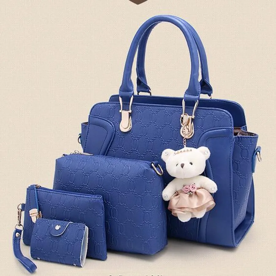 набор сумок. комплект сумочек 4 в 1. сумочки 4 в 1. набор сумочек. сумки 4 в 1.