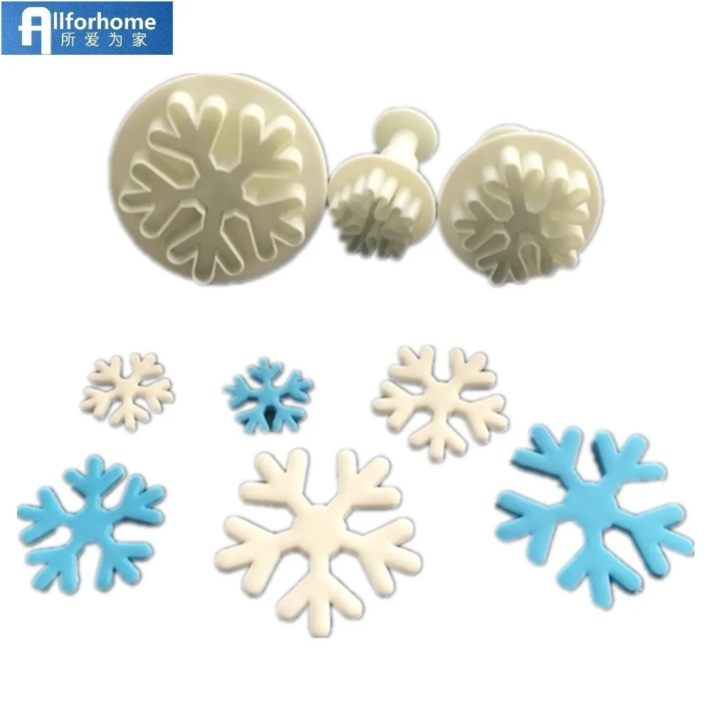 

3pcs Big Snowflake Mold Biscuits Plunger Cookie Cutters Decorating Embossing Tool Fondant Mold Plastic Cookie Cutter Stamps