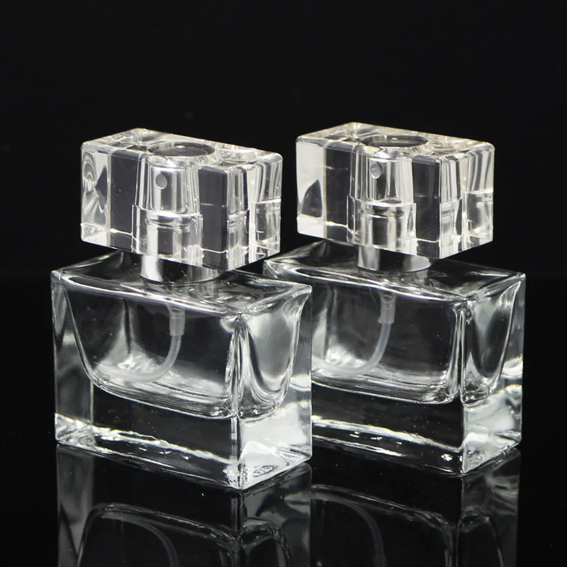 High Quality Square Glass Perfume Bottle 30ml Clear Glass Spray Bottle
