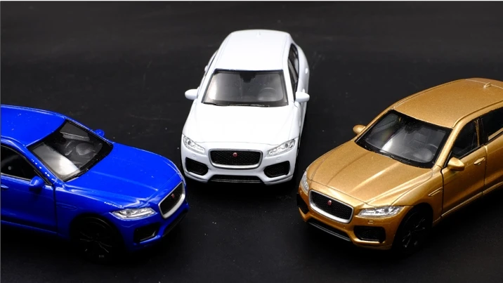 136 WELLY JAGUAR F-PACE (13)