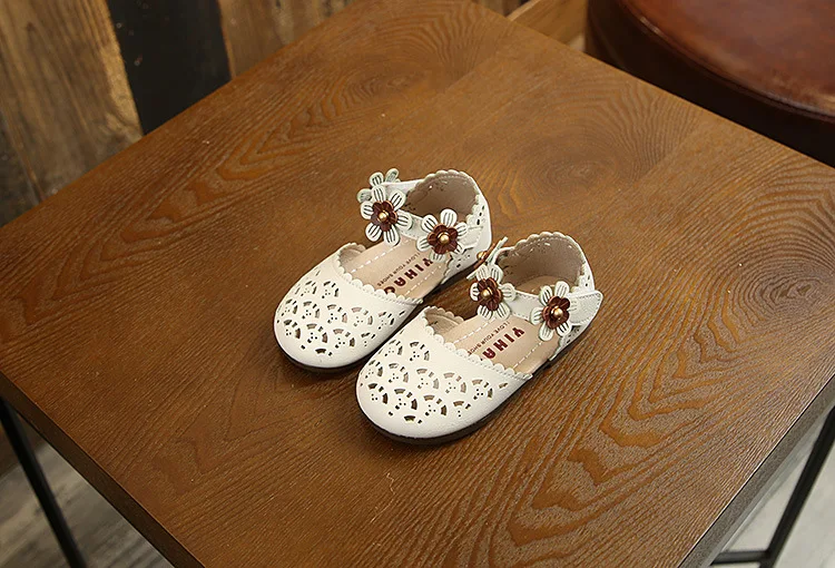Летняя новая мода для девочек принцесса обувь детские цветы полые сандалии мягкая подошва размер 13,5-22 см