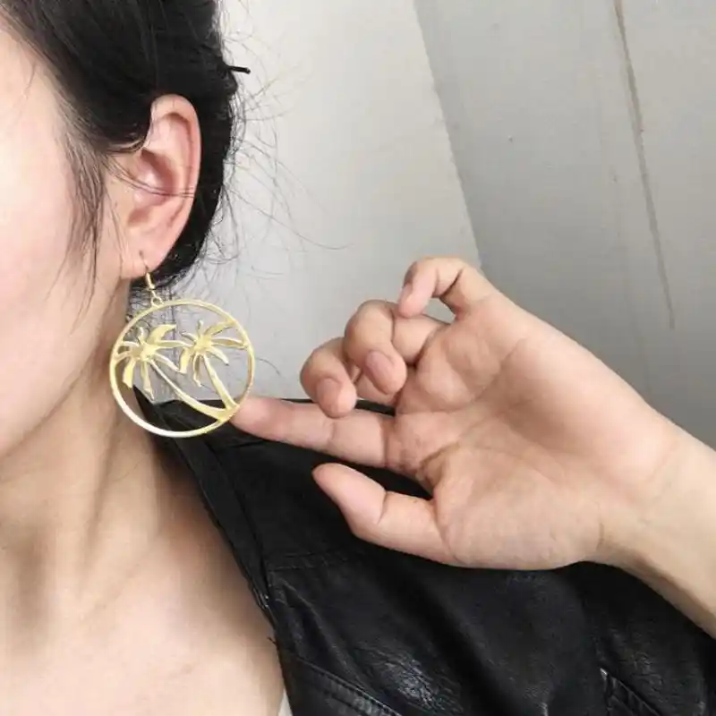 Personality Exaggerated Circle Earrings Trees Pierced Exaggerated Circle Earrings