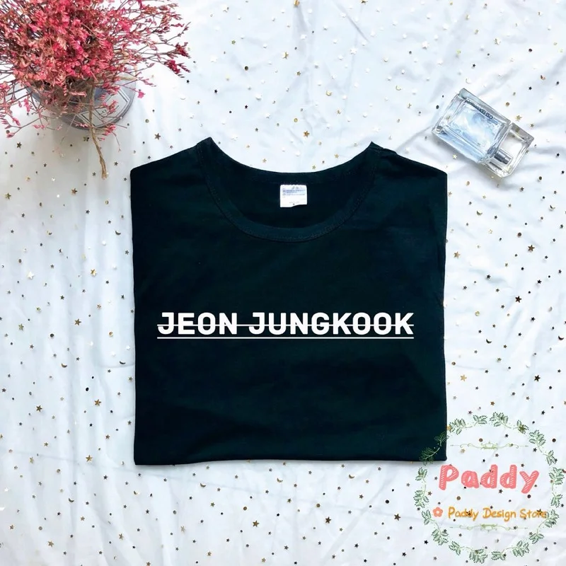 OKOUFEN Kpop, уличная футболка JEON JUNGKOOK, унисекс, Модный женский топ Tumblr, крутая футболка с принтом, черная хлопковая футболка, Harajuku, топы - Цвет: black t white words