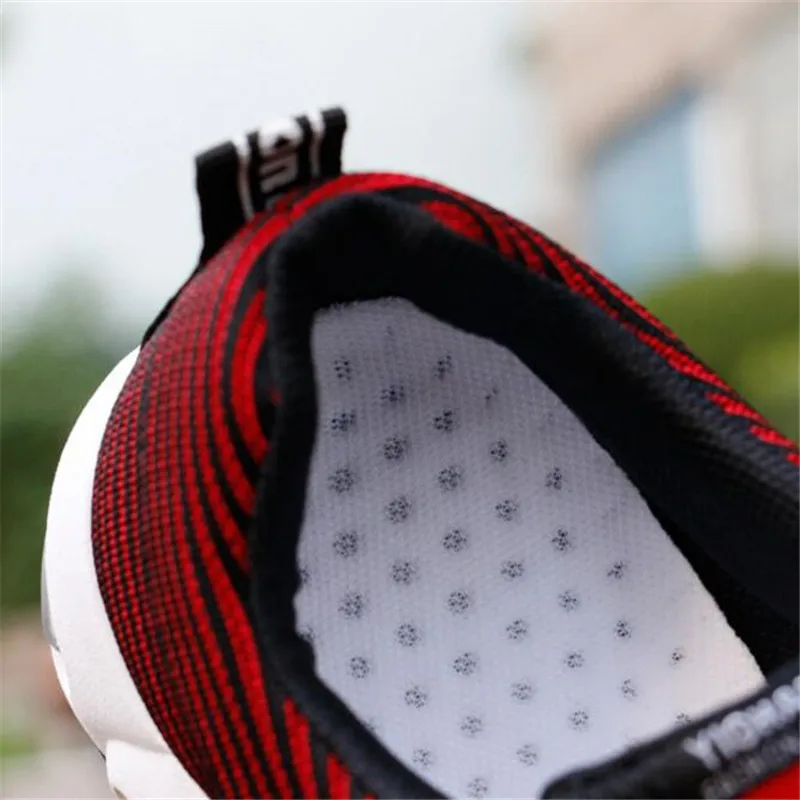 Najtaniej Wiosenne i jesienne nowe dzikie oddychające przypływ dorywczo mody męskie buty ruch męskie buty latać tkane buty sportowe z amortyzacją buty