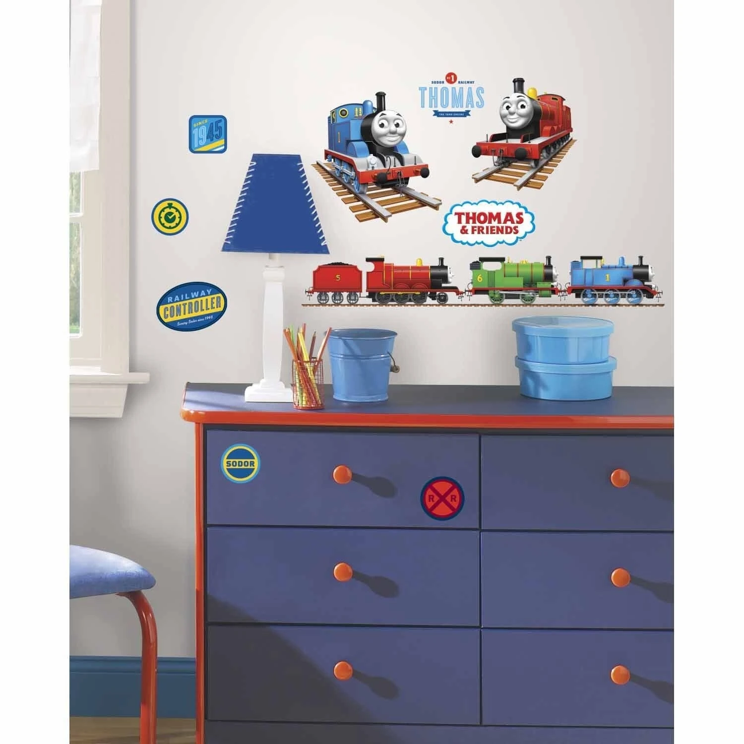 RoomMates RMK1831SCS Thomas the Tank Engine Peel & Stick Wall Decals