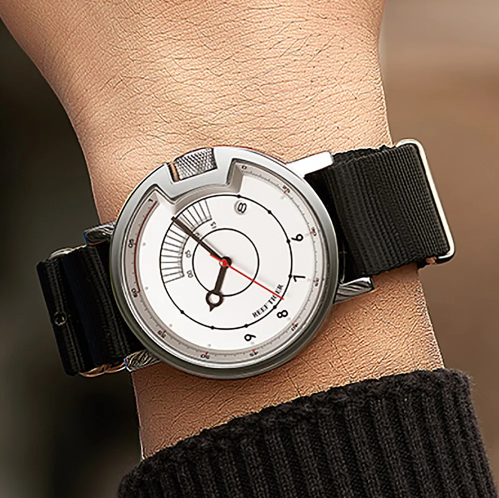 

2019 Reef Tiger/RT New Design Simple Watch Men Nylon Strap Waterproof Military Luxury Brand Automatic Mechanical Watches RGA9035