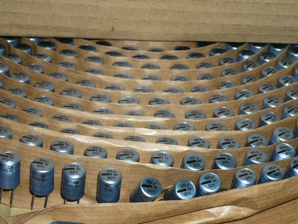 

[SA]original 036 100UF 50V sound atmosphere--20pcs/lot