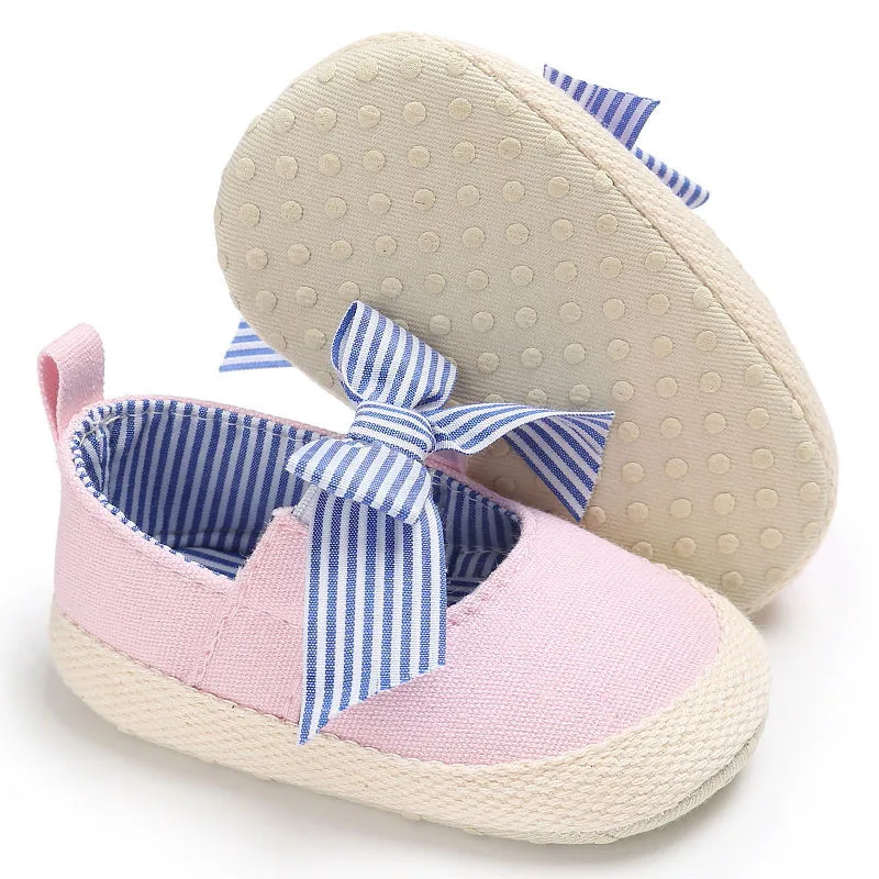Стильная летняя одежда для малышей Обувь для новорожденных девочек на мягкой подошве повседневная хлопок принцесса в полоску Детская кровать в обуви Prewalker одна пара