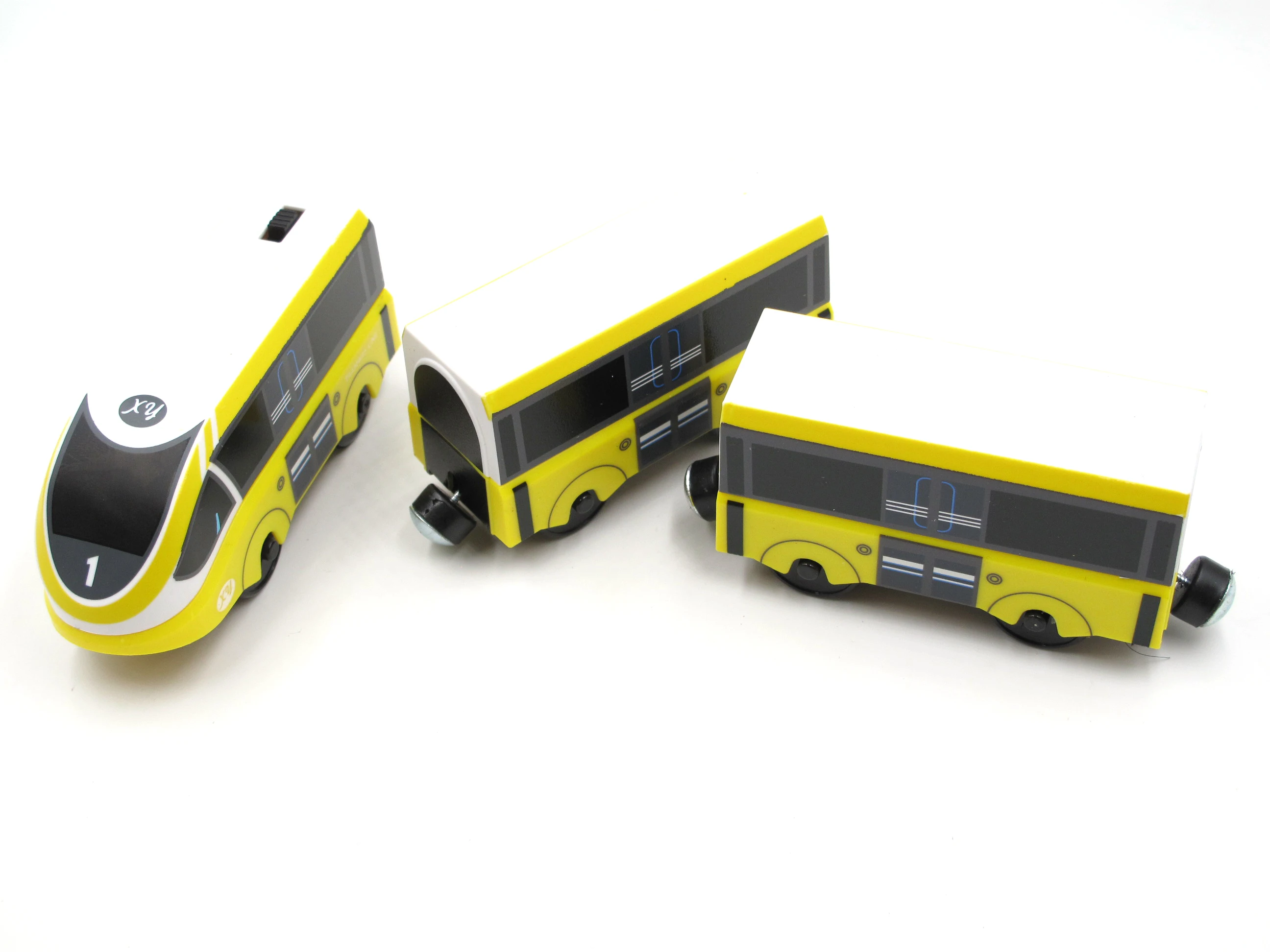 Сочетание магнитного электрического локомотива TTO23 YellowTrain деревянная дорожка