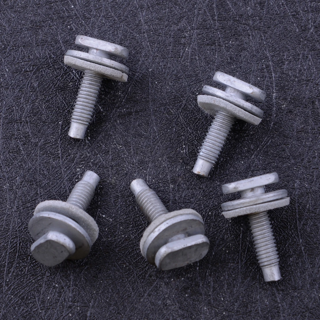 

beler 5Pcs/Set Silver Metal Car Rear Tailgate Handle Fixing Kit Bolts Set Repair Fit for Nissan Qashqai J10