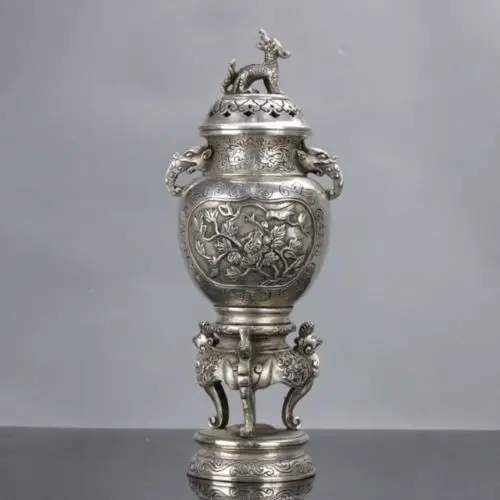 

Crafts statue Old Chinese Tibet Silver Handwork Dragon Motif Incense Burners