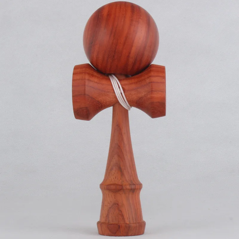 Профессиональный kendamas для продажи Шафран груши wood18.5x6cm слово jade японский шар игрушки Высокое качество 1 шт