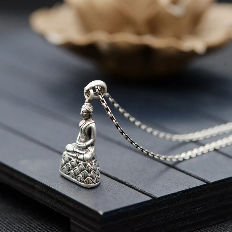 silver-buddha-pendant0015E