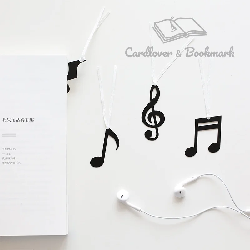 

4 pcs Vintage black bookmark set Mini note UFO Astronaut book mark Office accessories School supplies marcador de livro CB767