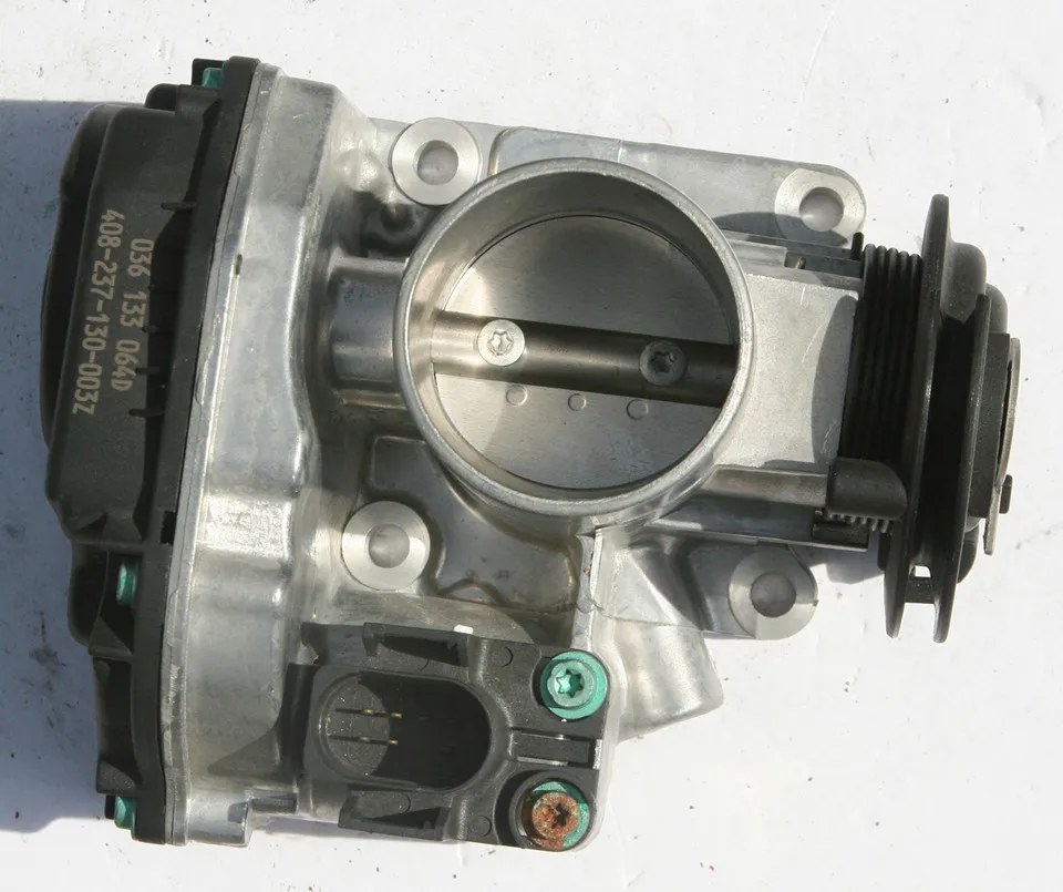 

Throttle Body Assembly with Motor and TPS For Volkswagen Lupo POLO 6N2 1.4 16V OE 036133064D