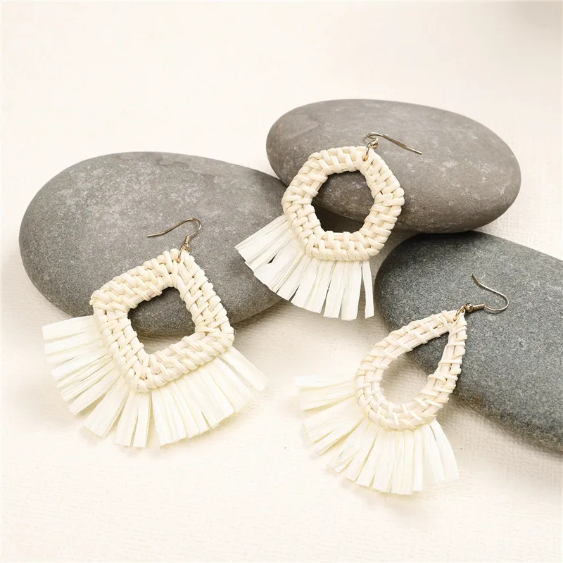 

SEDmart RattanTropical Palm Leaves Tassel Drop Earrings for Women Straw Handmade Bohemian Big Long Raffia Jewelry Gift