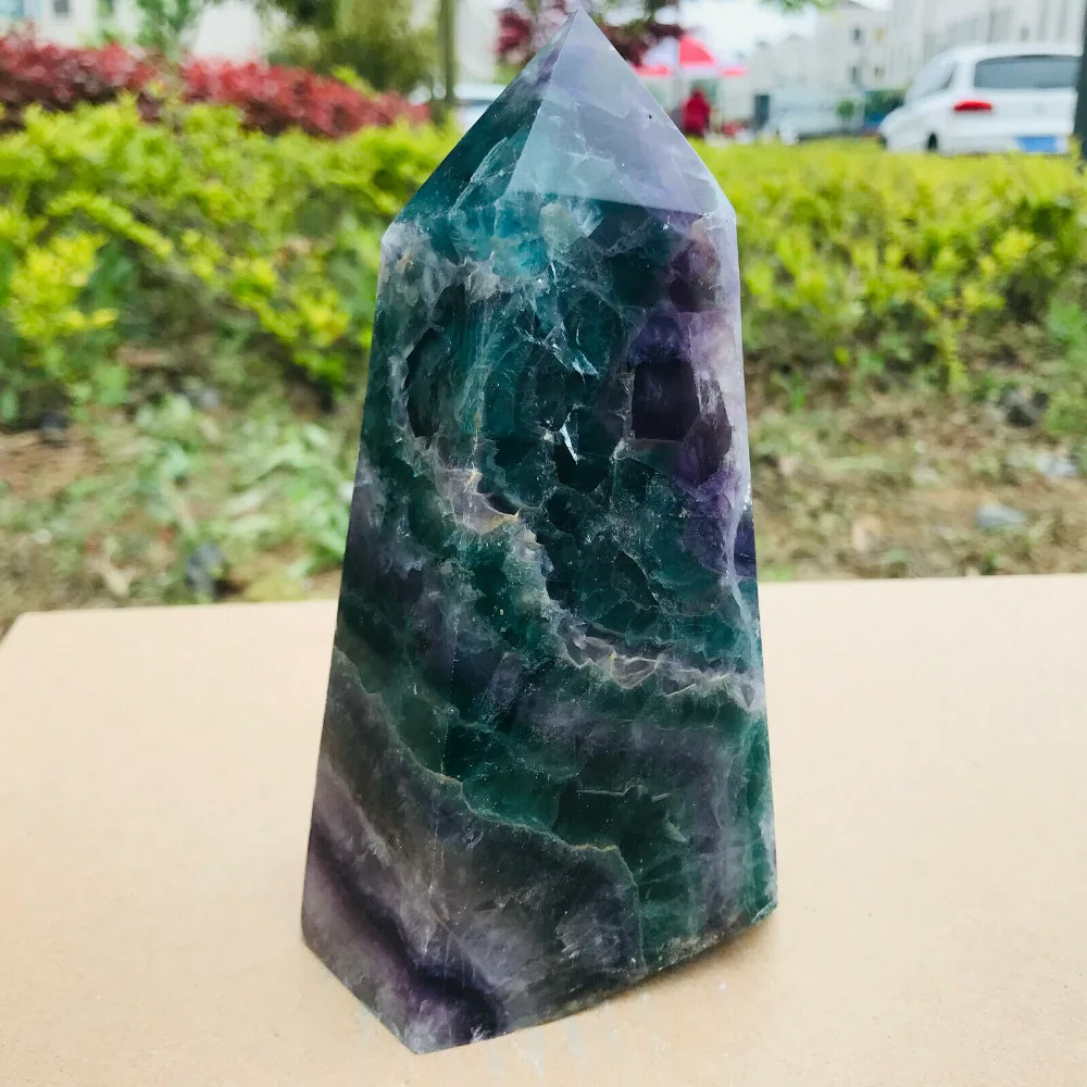 

1pcs Natural Fluorite Green Clear Crystal Healing Wand Point Carving Quartz Reiki Stone Carved ramadan gifts