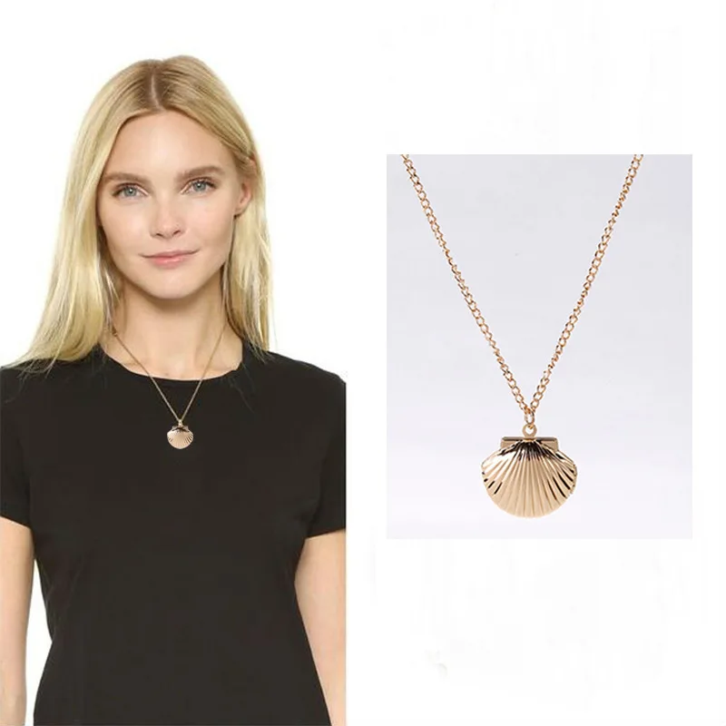 

Fashion Natural Shell-Wrapped Gold Necklace for Women Natural Cowrie Shell Pendant With Double Bails Gold Trim Chain Necklace
