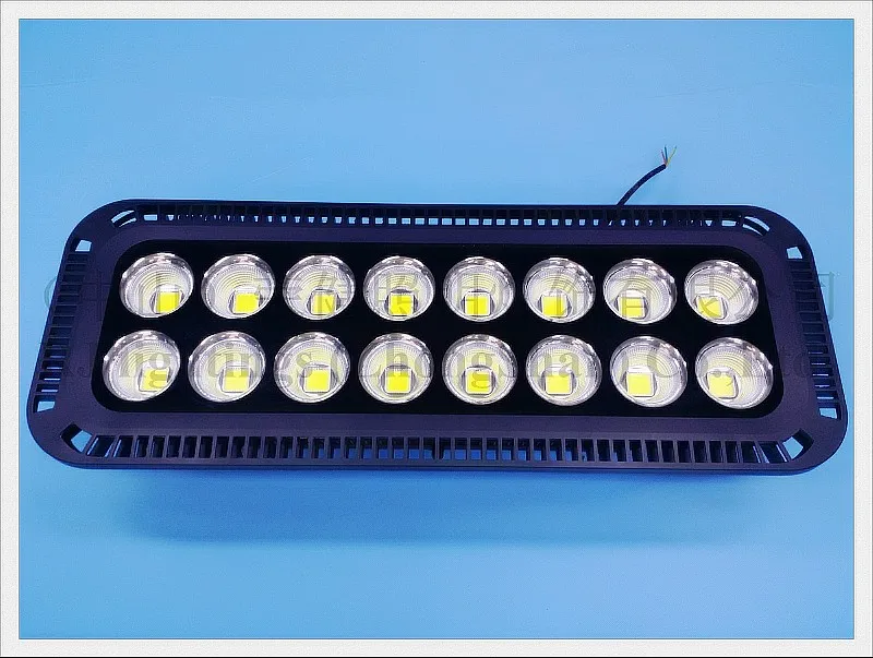 led flood light with cup 800w (2)