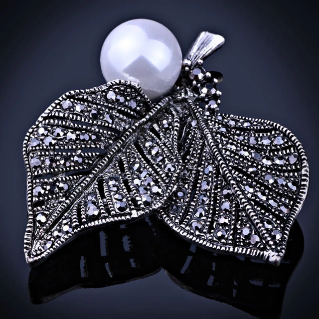 Black White Pearl Hijab Scarf Pins