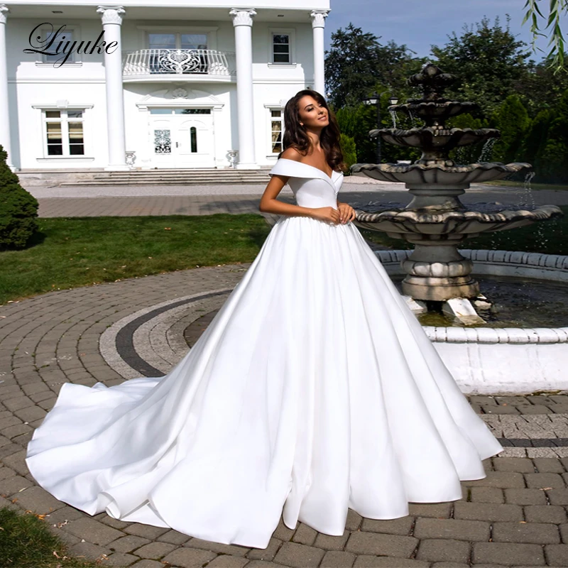 Wedding dresses plain white Clearance