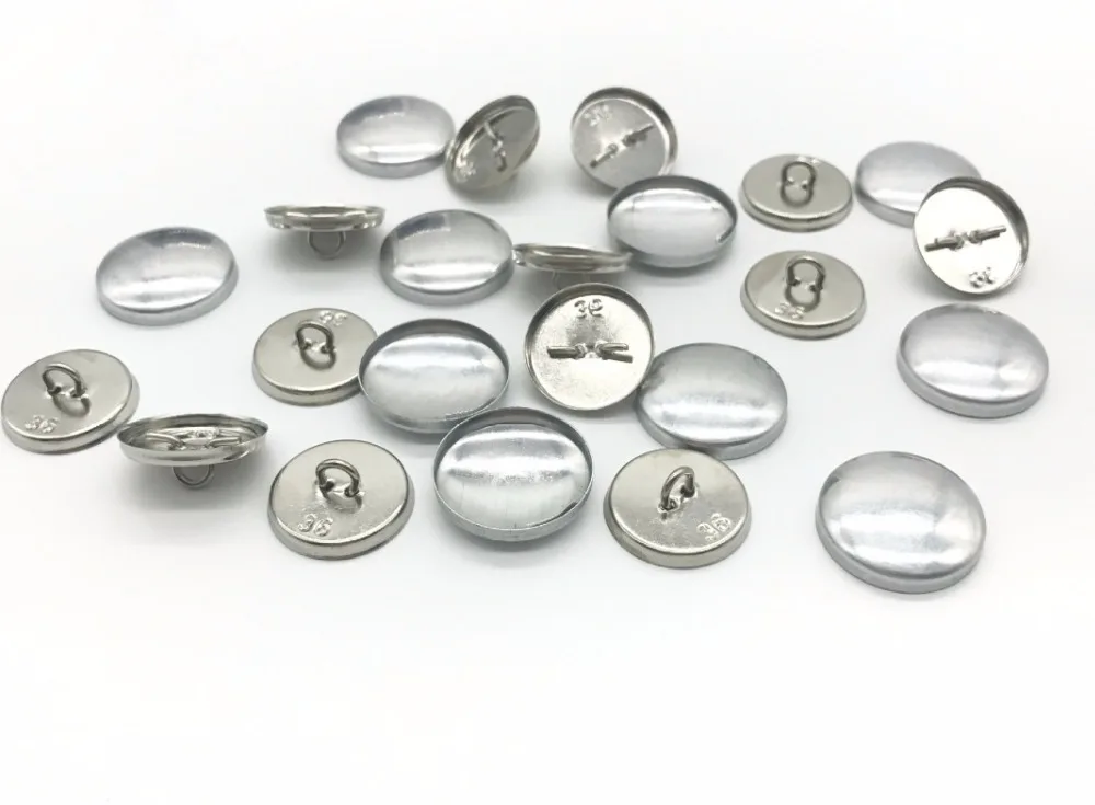 100 buttons