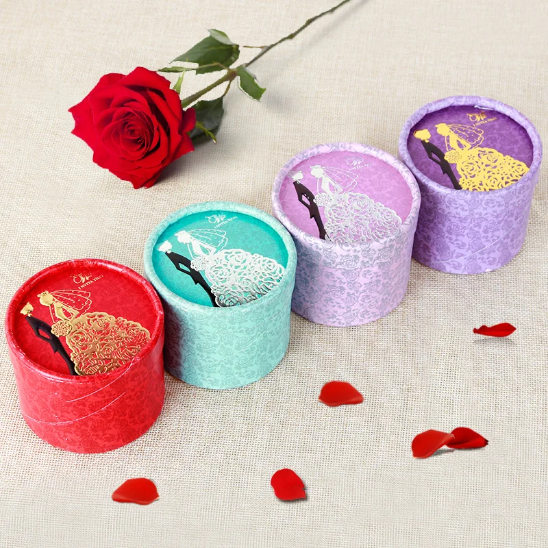 

Wedding celebration bronzing china wind candy cylinder red creative paper wedding candy box