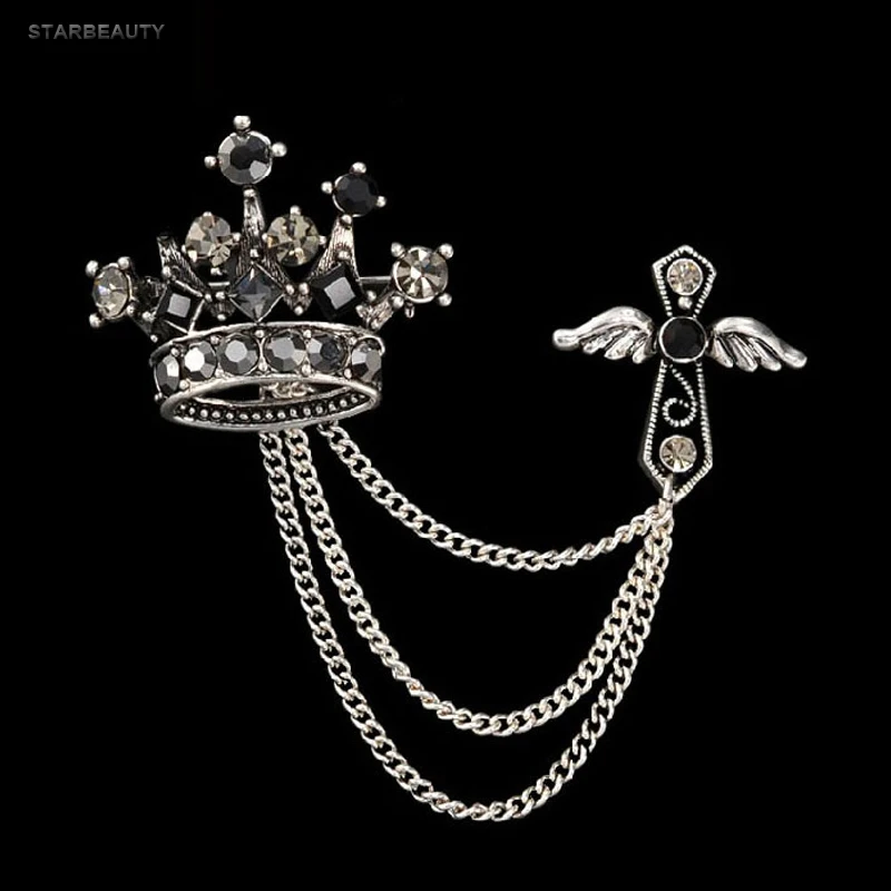 

Angel Wing Cross Crown Brooch Lapel Pin Mens Windbreaker Suit Boutonniere Badge Brooches for Men Women Broches Chain Tassel