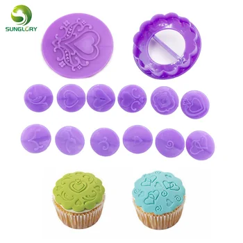 

DIY 14Pcs/Set Plastic Heart Flower Shaped Cookie Cutter Stamp Cupcake Decoration Cake Mold Fondant Molds For Baking Bakeware